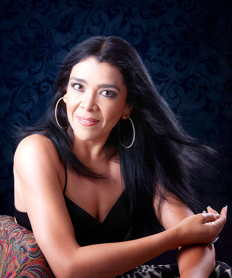 Proyecto14 by Jorge Núñez-Fotografía - la-soprano-lirico-spinto-violeta-davalos-lara-foto-cortesia.jpg